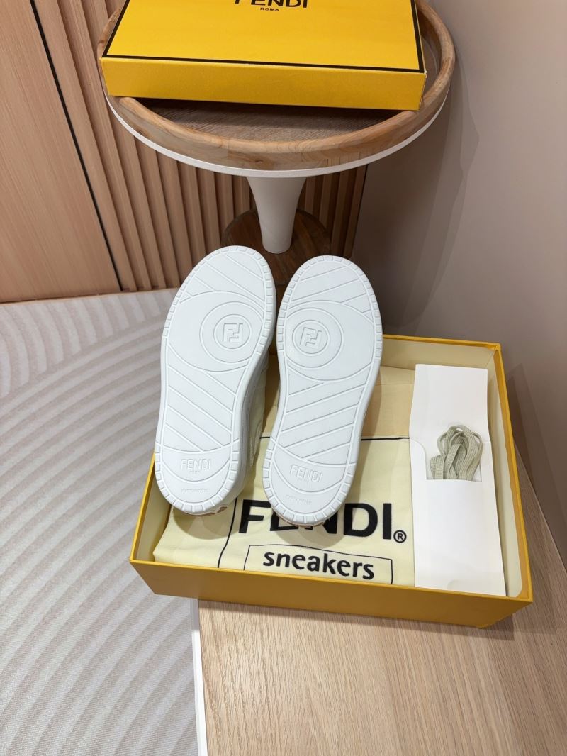 Fendi Low Shoes